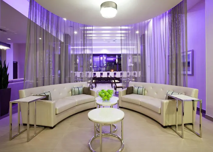 The Hollis Halifax - A Doubletree Suites By Hilton